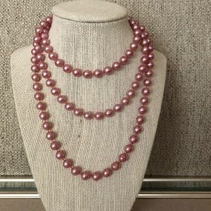 🌸🌸🌸pearls necklaces. 🐚